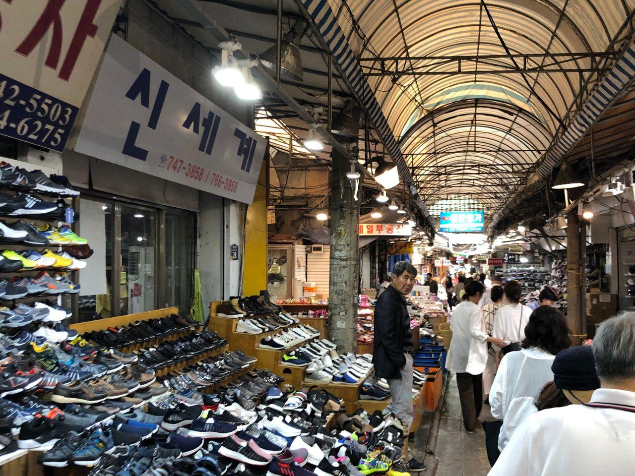 A Visit to the Dongdaemun Shoes Market
